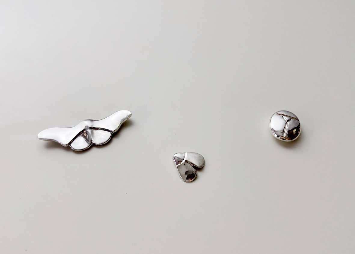 bugs brooch